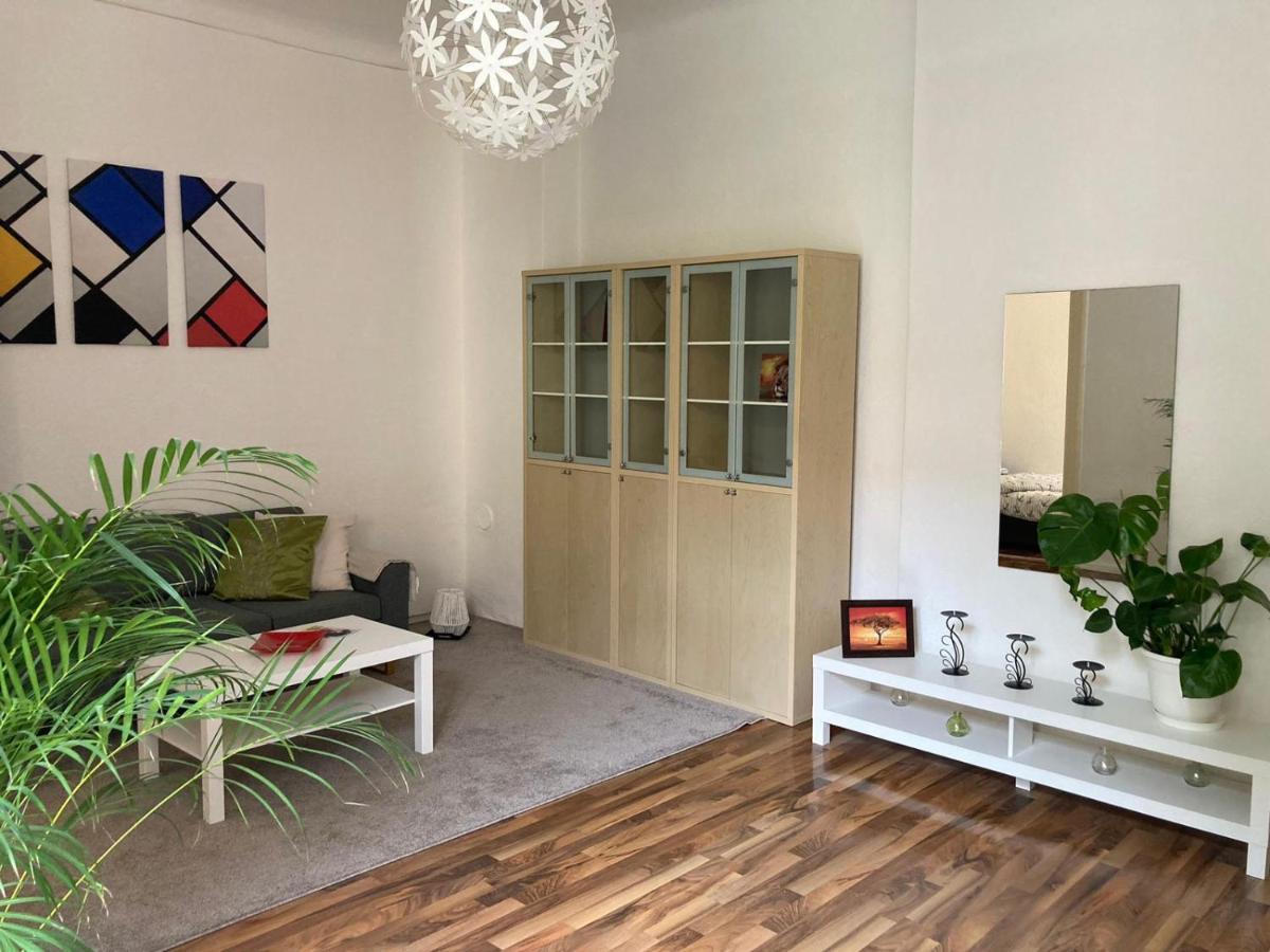 Ferienwohnung Am Schlosspark Charlottenburg Berlín Exterior foto